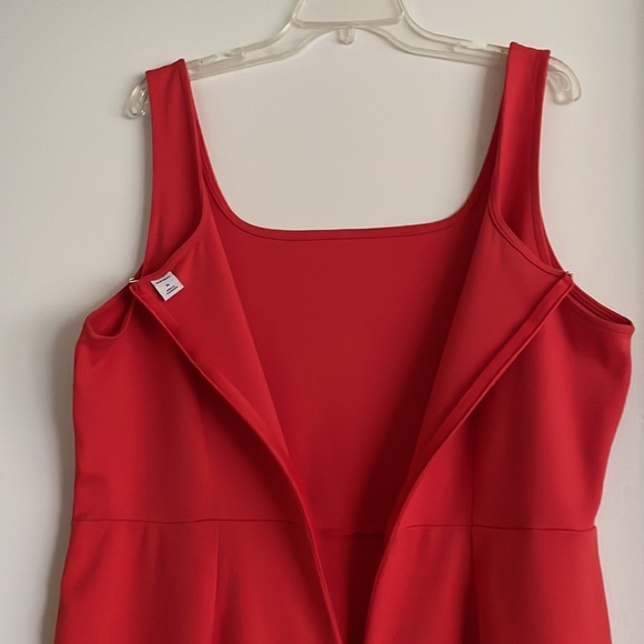 Old Navy Sleeveless Dress. - Picture 6 of 10